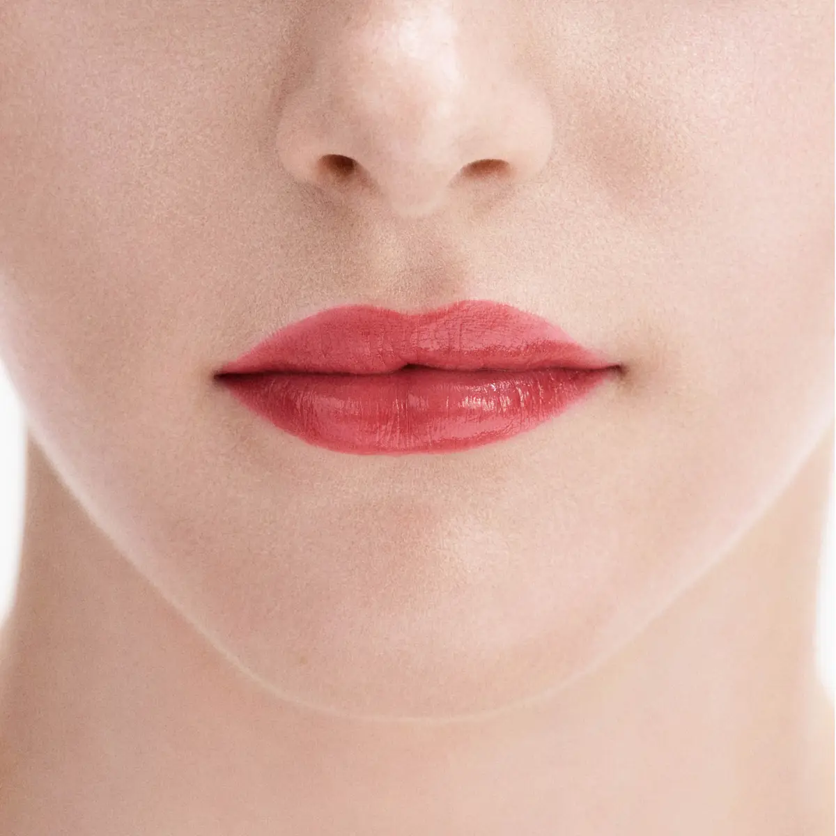 209-lip-care-8.webp Lip Care