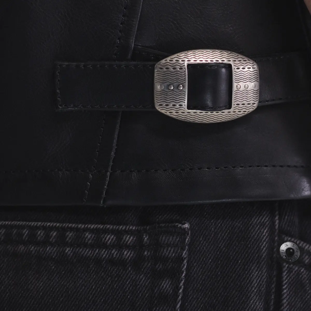 928-the-rizon-leather-jacket-7.webp The Rizon Leather Jacket